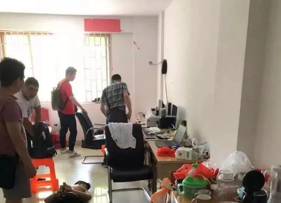 网络水军和网警,网警处罚案例