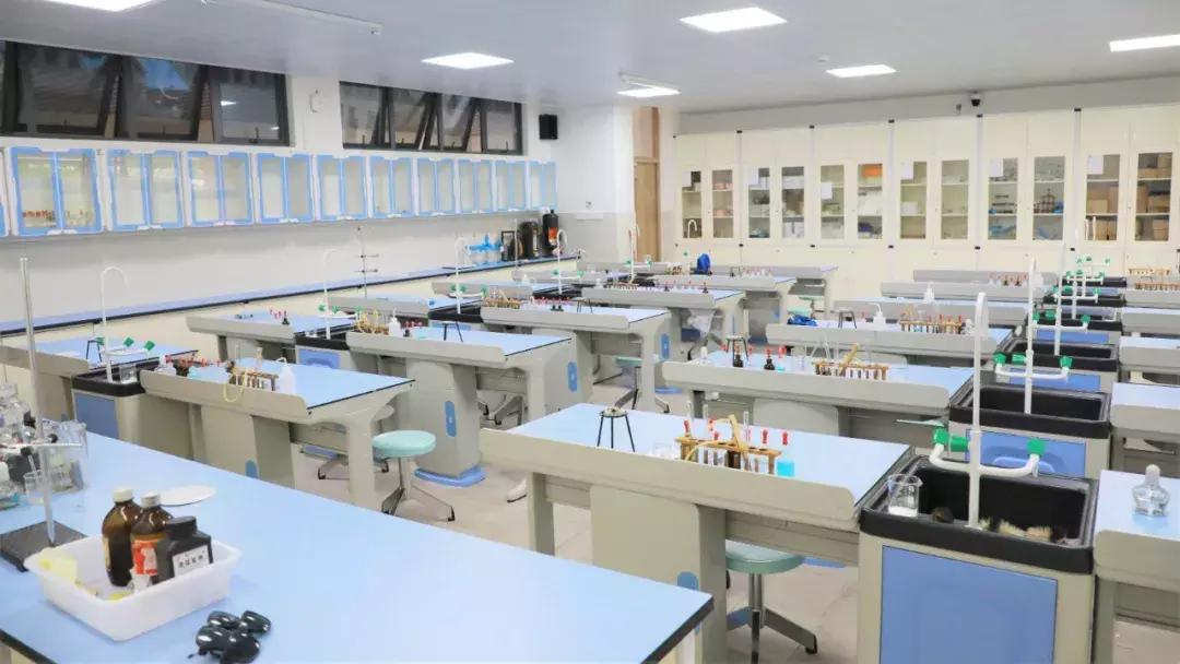 期中考题,南外8年级上数学期中试卷答案