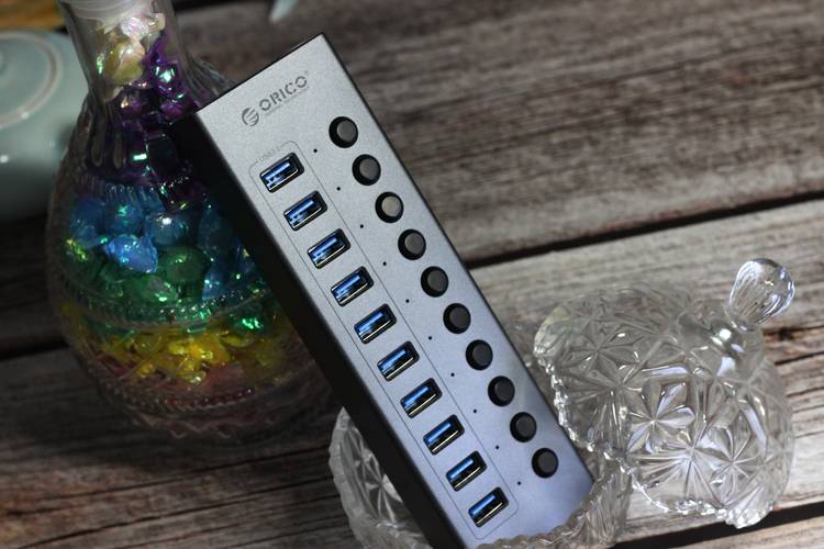 零售哪有批发爽?奥睿科10口集线器带你领略工业级批量处理