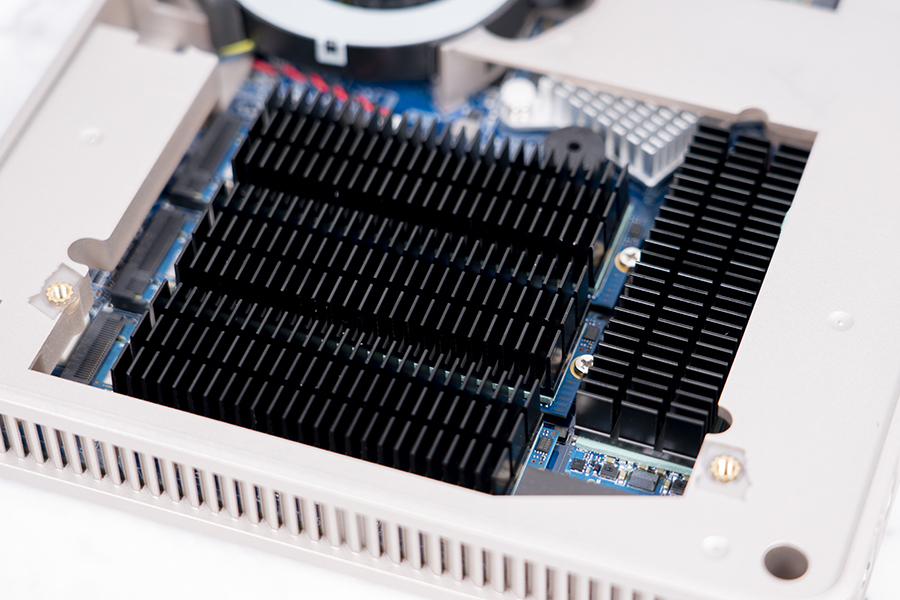 qnap威联通nasts-466c,qnap威联通ts-453bmini家用nas