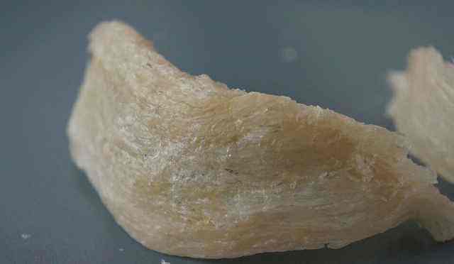 燕窝刷胶对比图,刷胶燕窝