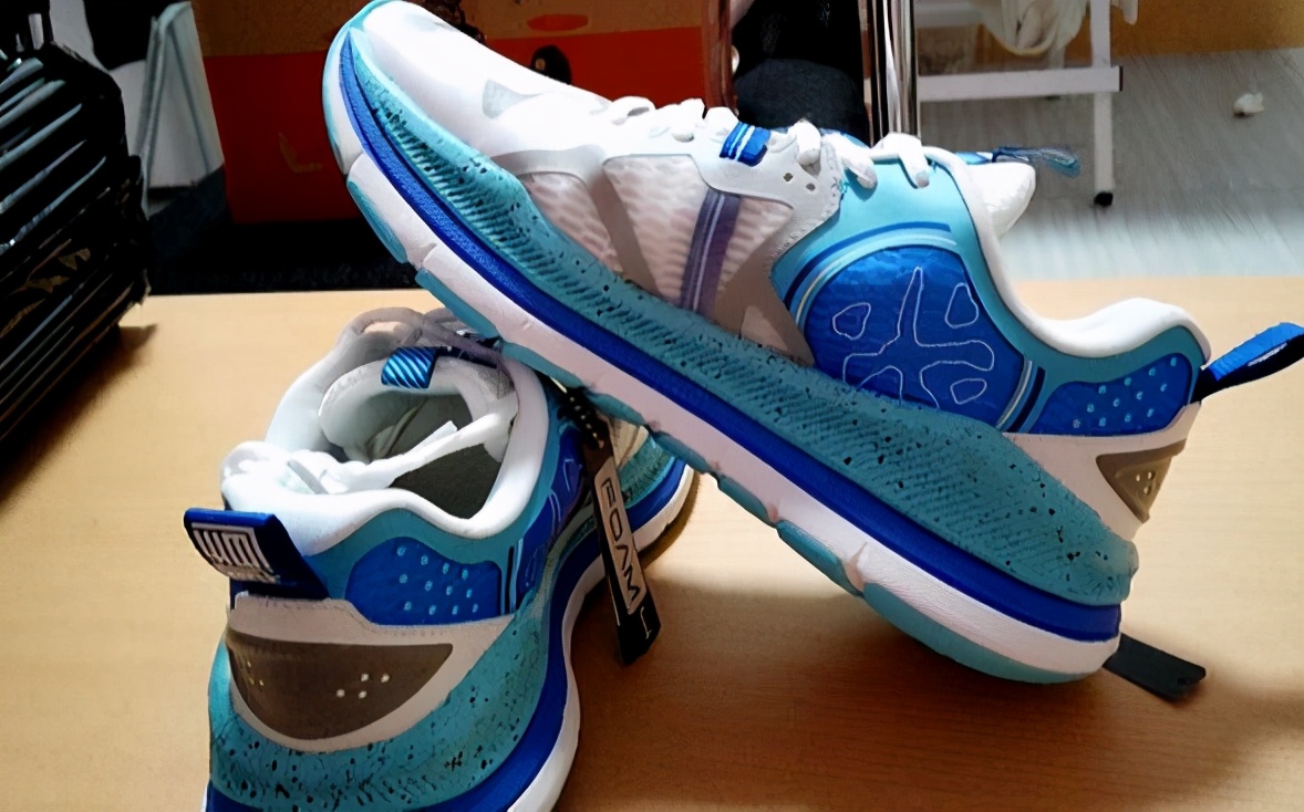 国产跑鞋性价比最高是哪款,特步跑鞋国产入门跑鞋最佳推荐