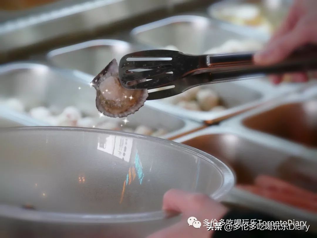 S潮牌在多伦多开了麻辣烫？！开业不到一个月，货柜空了…