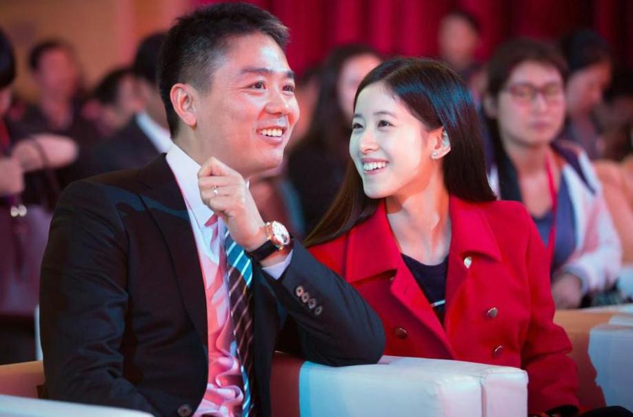 村民凑钱和鸡蛋供他上大学,村民凑钱给麦子上大学