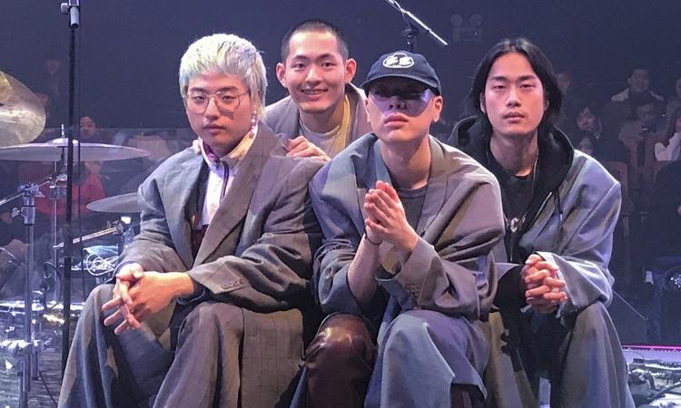 这年头穿什么显年轻,穿得中性一点才时髦