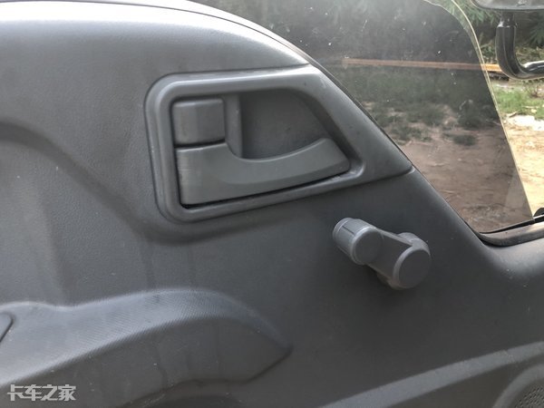 没有花哨外表的车,没有花里胡哨的外表