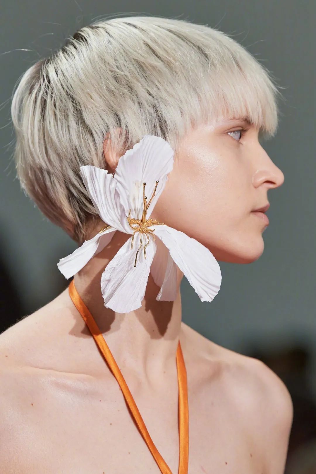 珍珠耳钉优雅永不过时,经典大方的耳钉