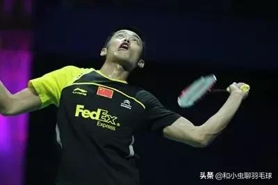 面对左手怎么防守,面对手拿武器的人怎么办