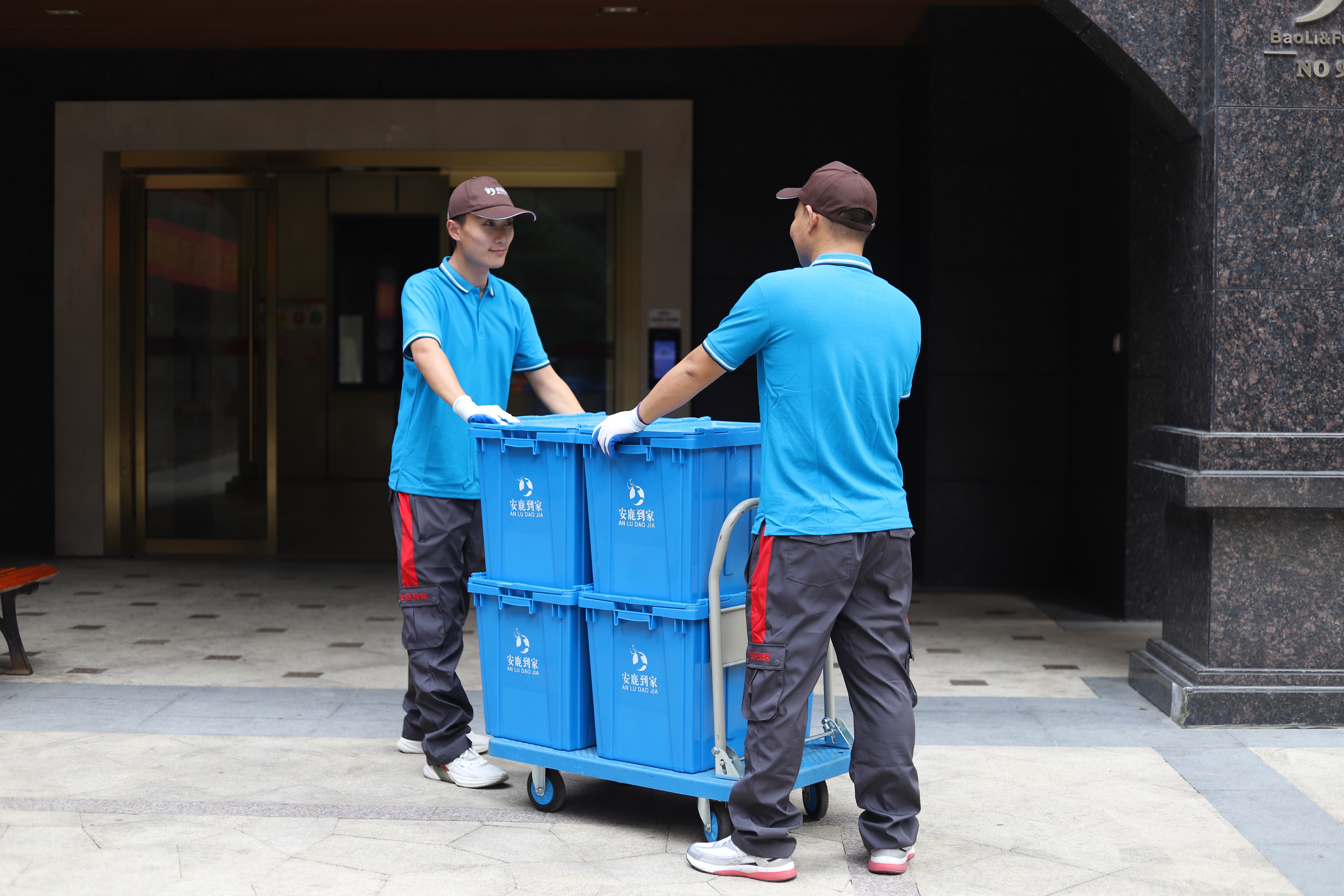 纸箱搬家打包技巧,1米5床搬家专用收纳袋大容量纸箱