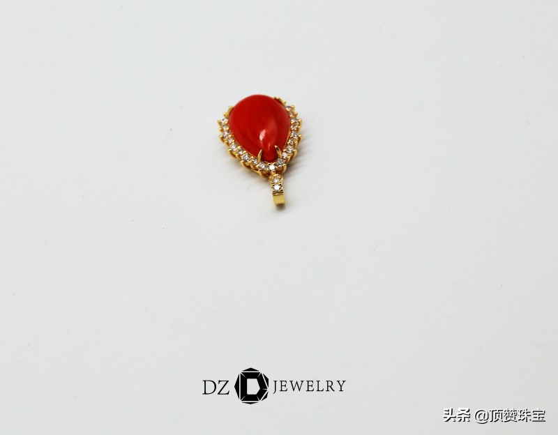 一如岁月,蓝色圆形18k金镶钻玛瑙吊坠