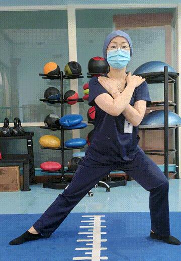 女性尾骨痛到无法翻身起身,女性尾骨疼痛时坐时疼是什么原因