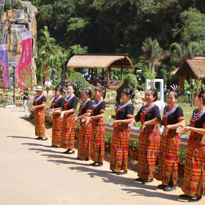 昌江梨花里视频完整版 (昌江王下乡黎花里自驾游攻略)