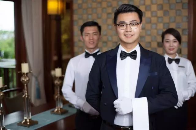 三亚高端酒店一线海景房推荐,三亚市区值得去住的别墅酒店