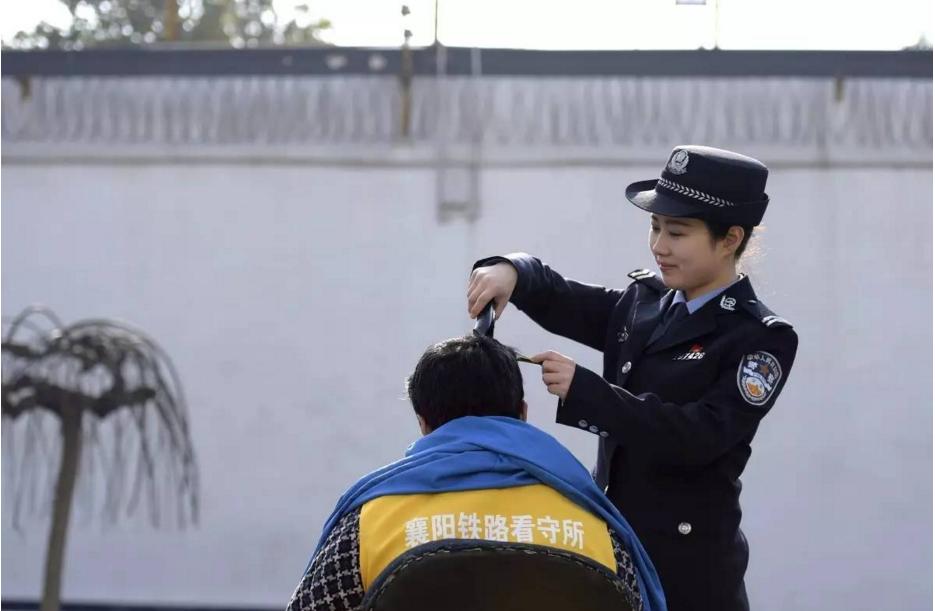 “狱警”薪资待遇高、工作性质好，赶超公务员，专科生也有机会