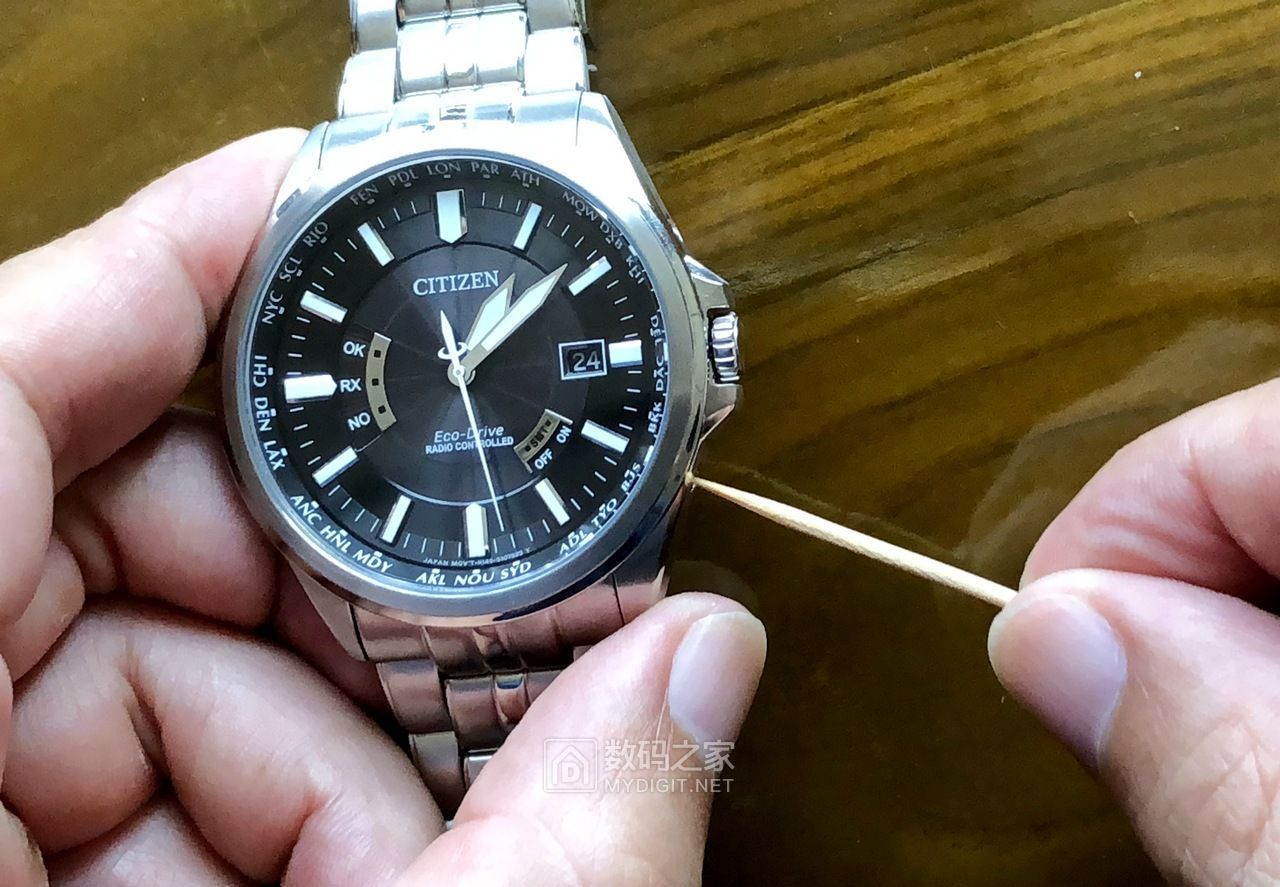 西铁城h145指针基准位置校正,西铁城光动能手表熊猫眼测评