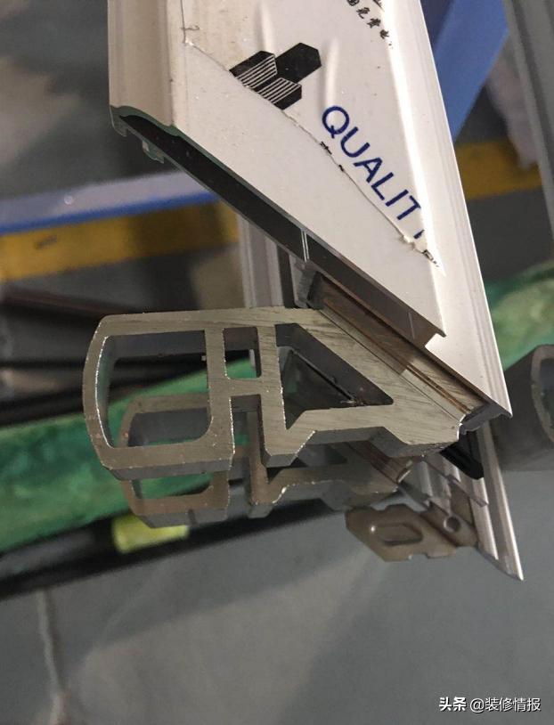 系统门窗用lowe玻璃是什么样子,lowe玻璃门窗怎么选