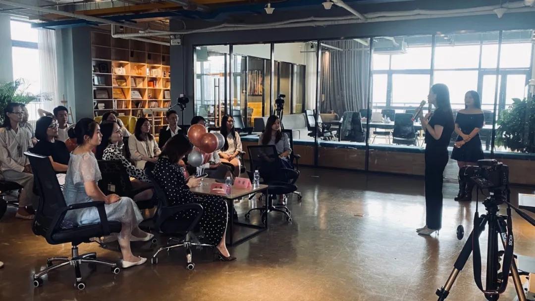 “我见到最喜欢的老师了”,尚德机构师生见面会活动如期而至