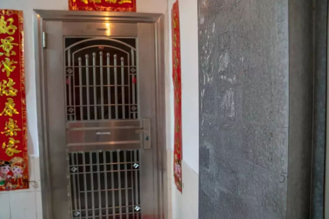 清远广告拆除,清远清理装修垃圾