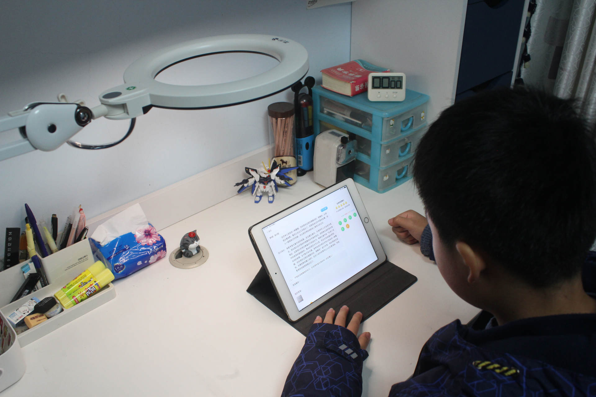 爱德华天使之光和非凡之光护眼灯,爱德华医生非凡之光护眼灯