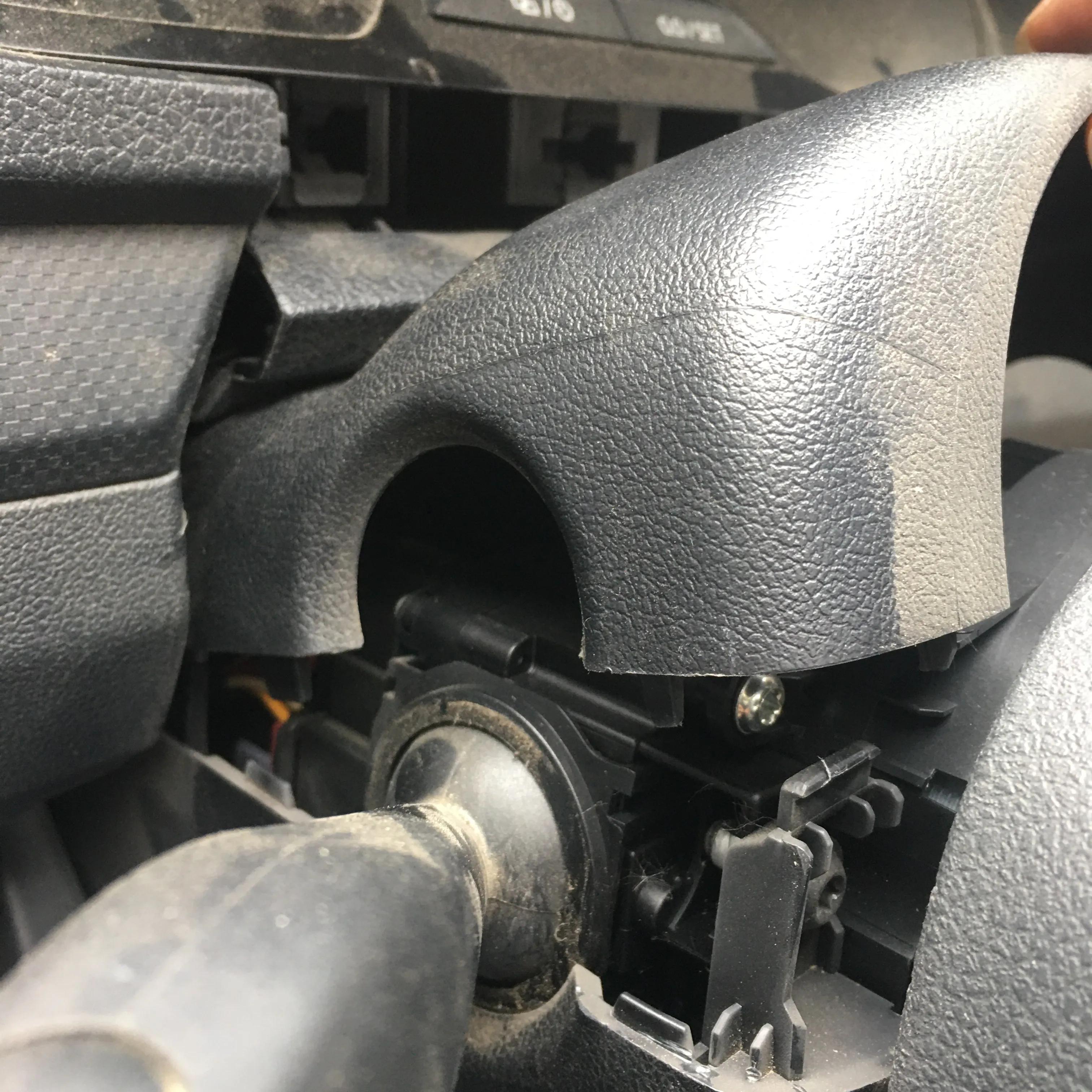 17款新捷达点烟器不好使怎么回事,捷达大灯不亮风机不转点烟器没电