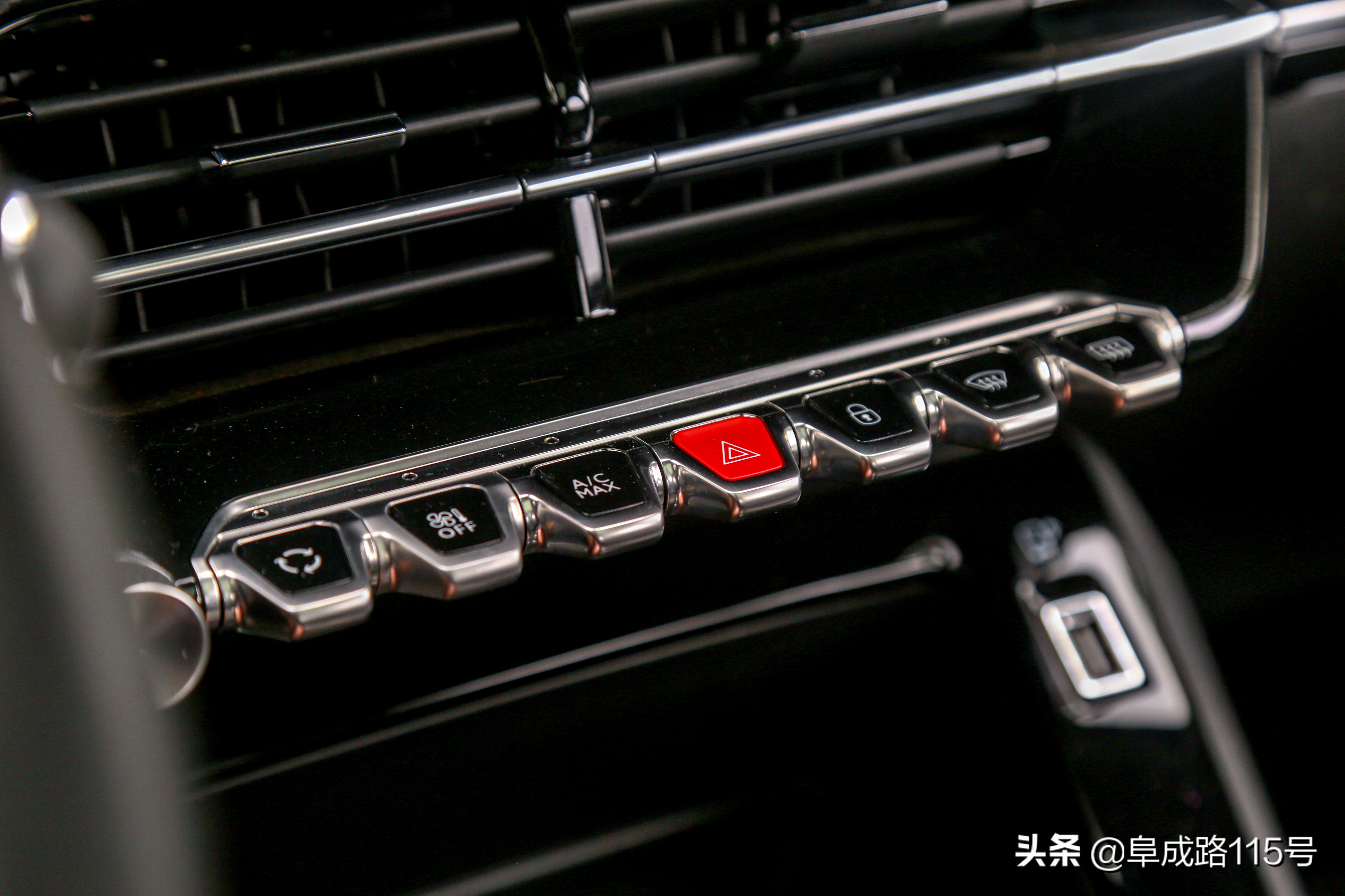 标致2008有哪些优缺点,标致2008的优缺点有哪些