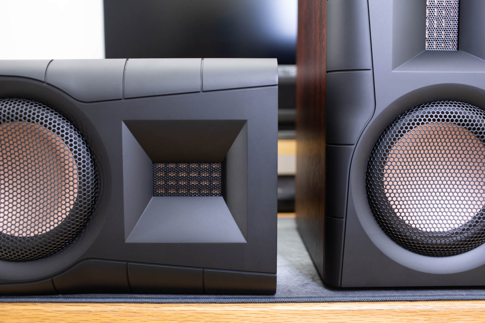 惠威d200和d1090哪个好,惠威d200跟漫步者m2000哪个音质好