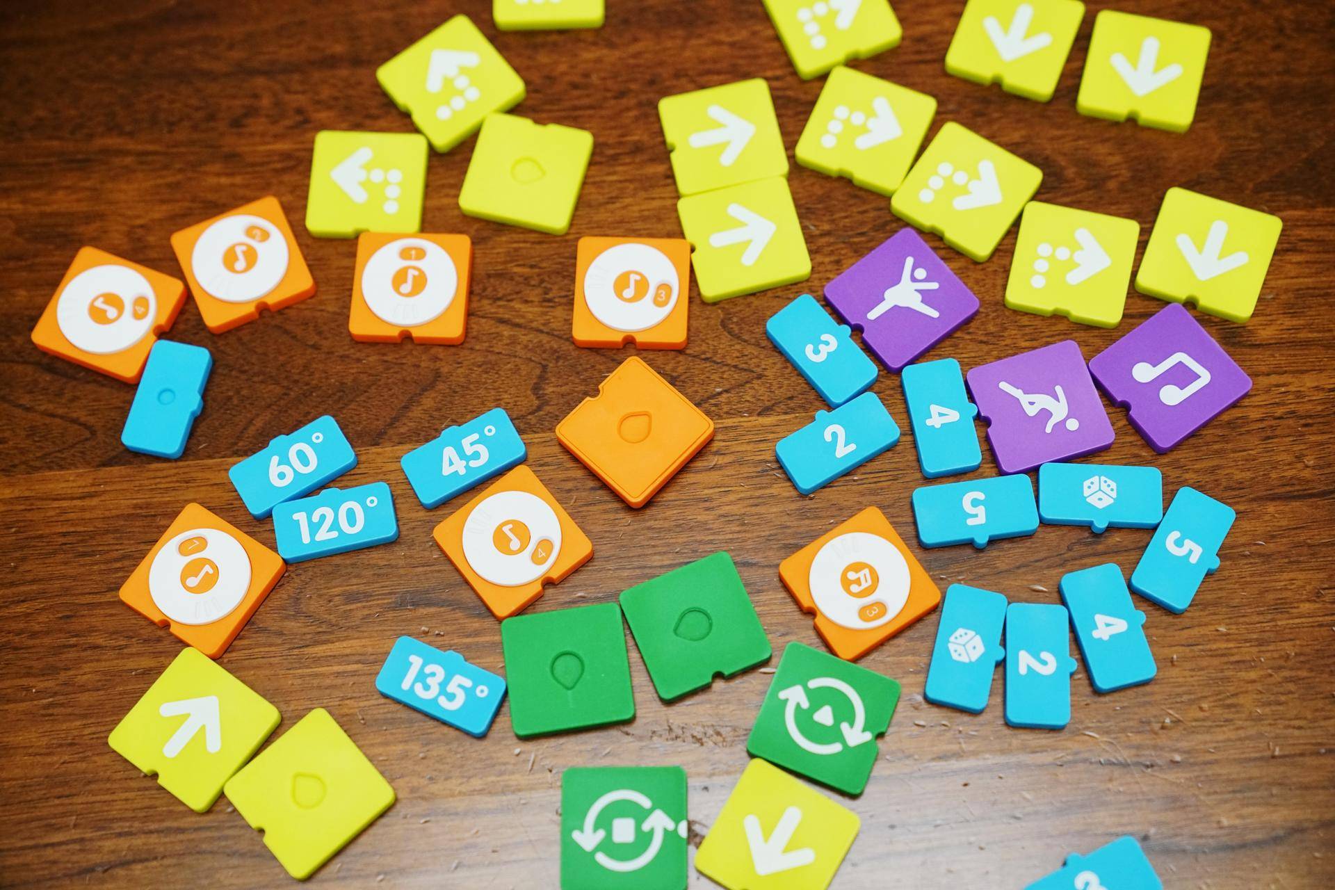 专治熊娃,耐玩一夏!玛塔创想编程玩具开箱