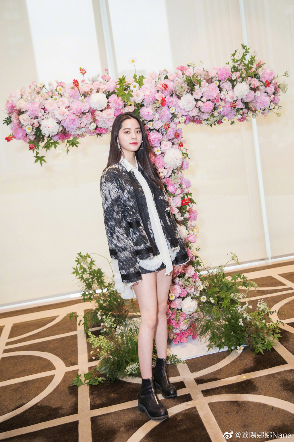 欧阳娜娜匡威onestar,欧阳娜娜匡威帆布鞋黑