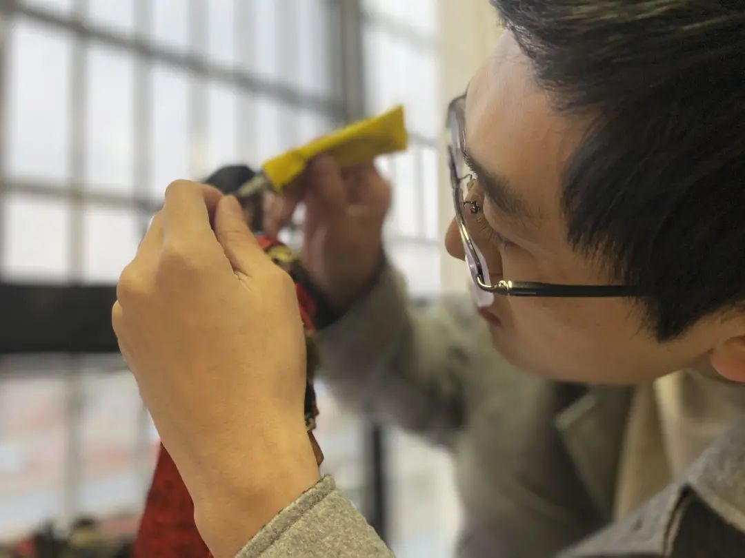 内蒙小伙改造三国人偶,一个卖上万,征服日韩三国迷