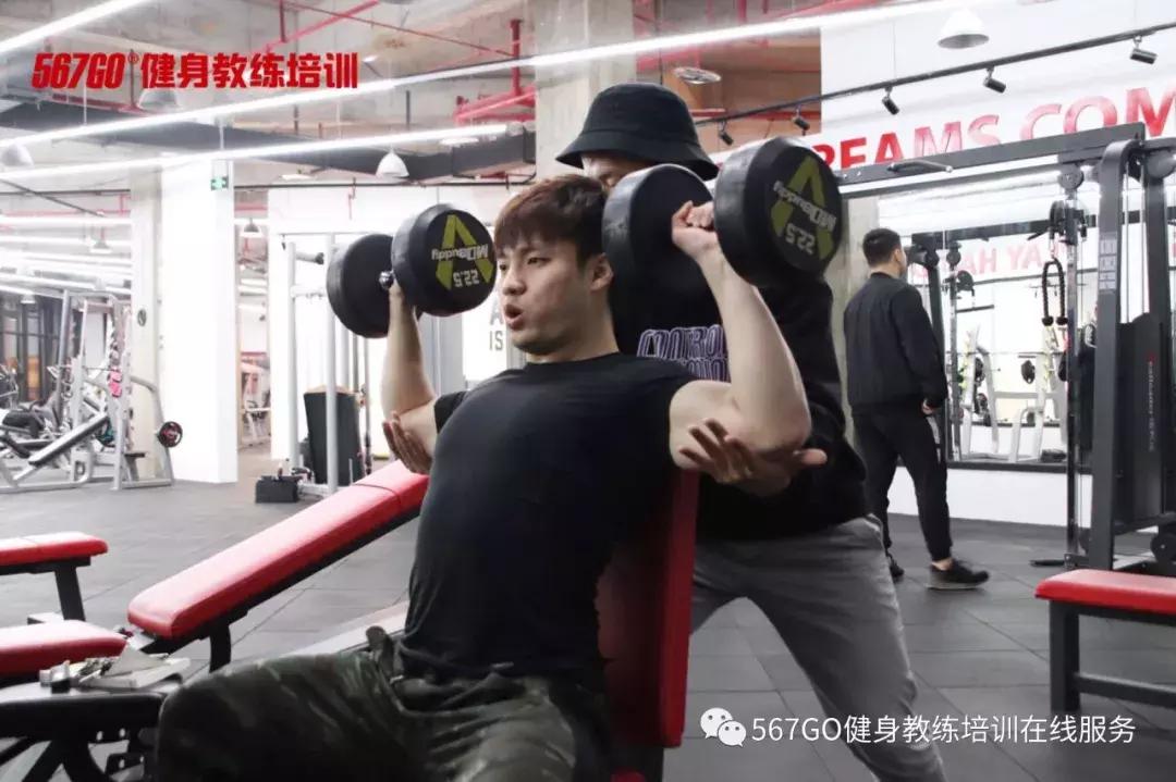 成都学习健身教练前景怎么样,想学健身教练靠谱吗