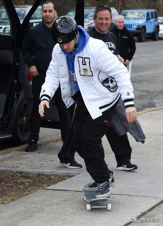 武汉医生闲鱼买鞋,满满的温暖!