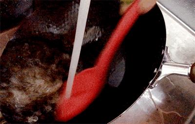 日本手工锻打铁锅,真正的手工锻打铁锅