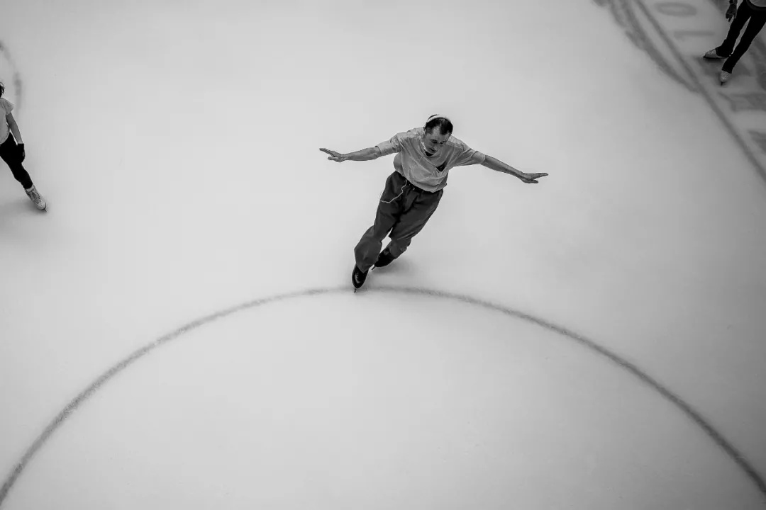 冰场上的劳伦斯先生视频,冰上劳伦斯先生抖音