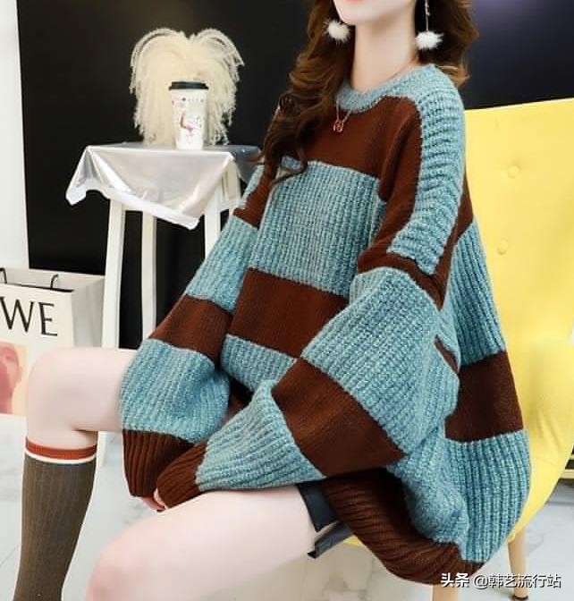 2020元旦韩国发布的新款毛衣款，再次流行休闲款，主题细节带个性