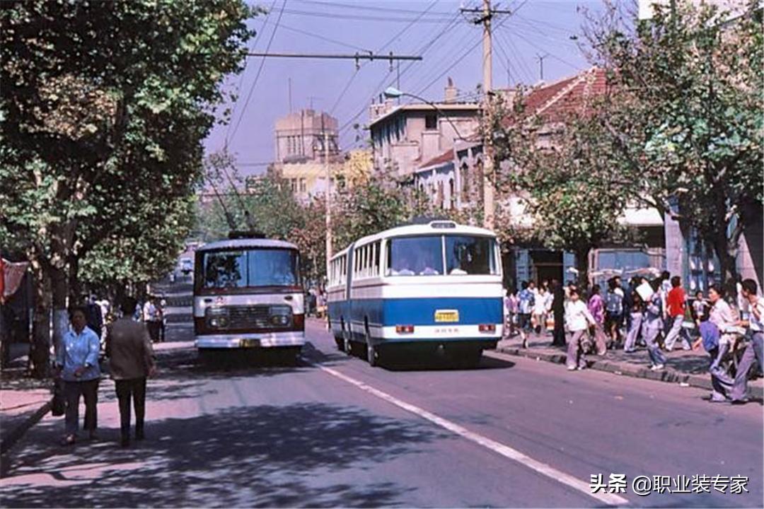 让职业装成为有趣的灵魂2——思想化、个性化、时尚化