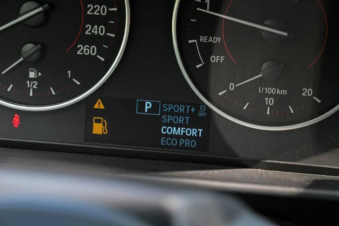 二手宝马220i七座旅行车价格,二手宝马敞篷220i