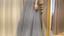 昆凌唐嫣谁漂亮,昆凌婚纱和baby婚纱