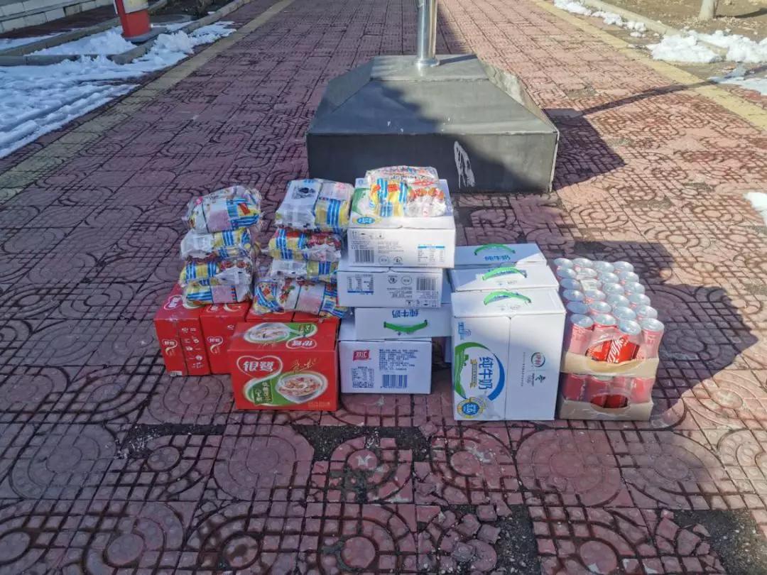 众志成城抗击疫情爱心捐赠暖人心,同舟共济抗疫情爱心捐助暖人心