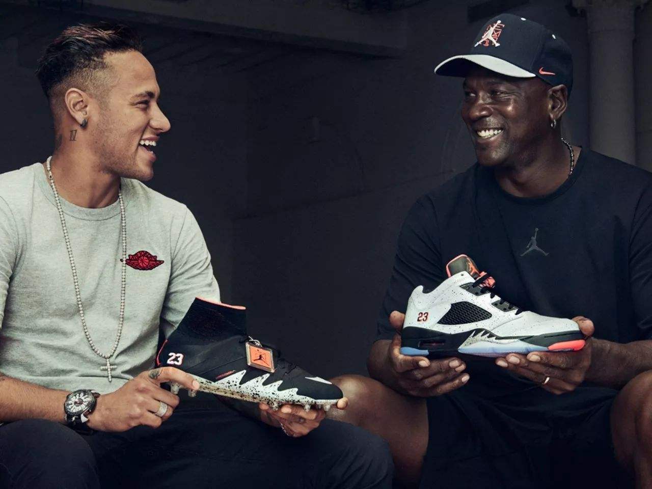 利物浦球衣詹姆斯联名款,耐克詹姆斯利物浦