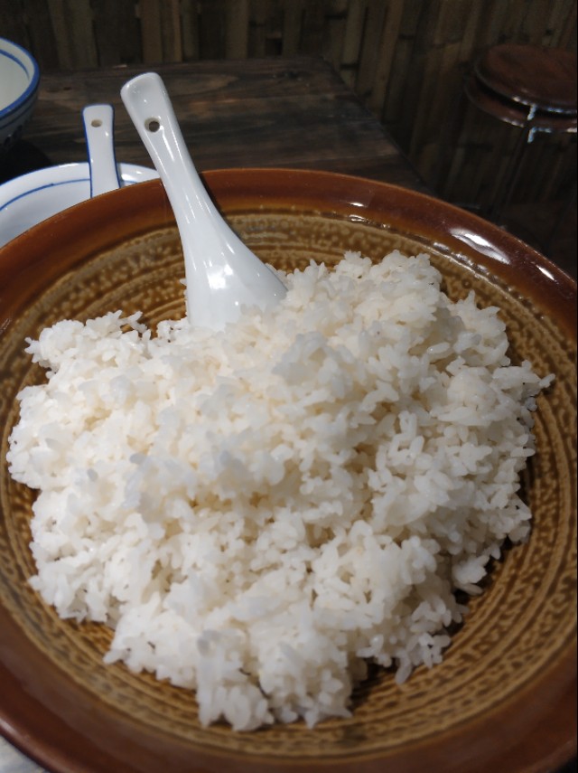 乌鲁木齐这家武侠风格主题餐厅，有种穿越到江湖客栈里的感觉！