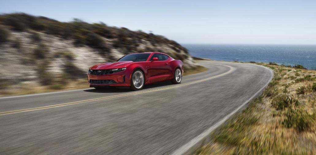 全新科迈罗怎么样,雪佛兰科迈罗2022款炸街