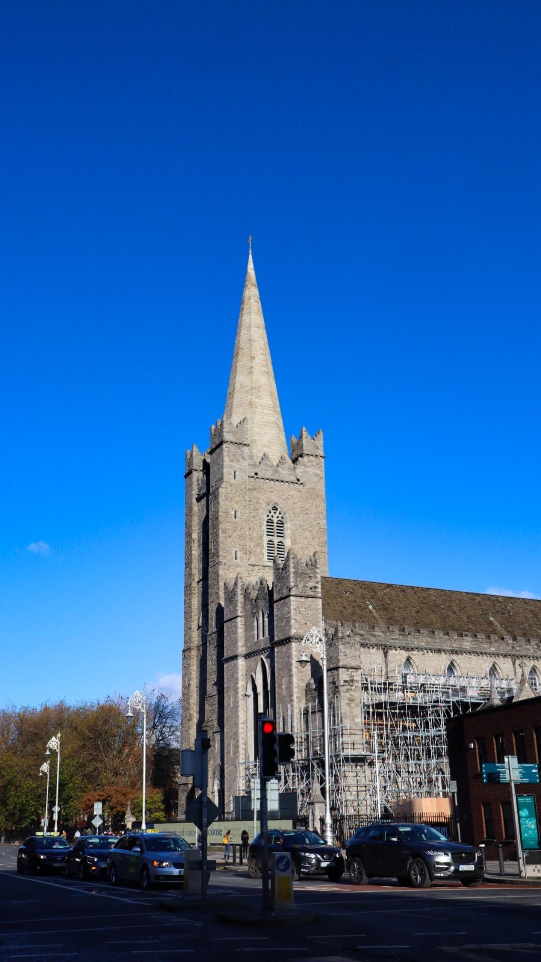 票价100块的欧洲超短线！座椅比国内廉航还窄，坐几分钟都受不了