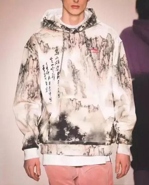 股价创9年来新高，国产运动品牌上演王者归来？