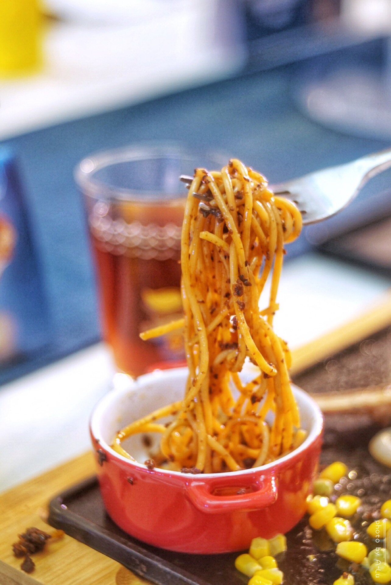 牛劲上来了！豪客来牛排携战斧，雷霆出击引爆夏日