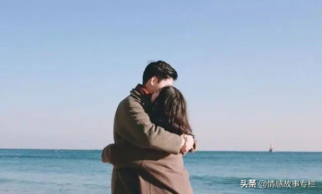 超浪漫的表白句子简短一点,这12句表白情话男生听了会脸红