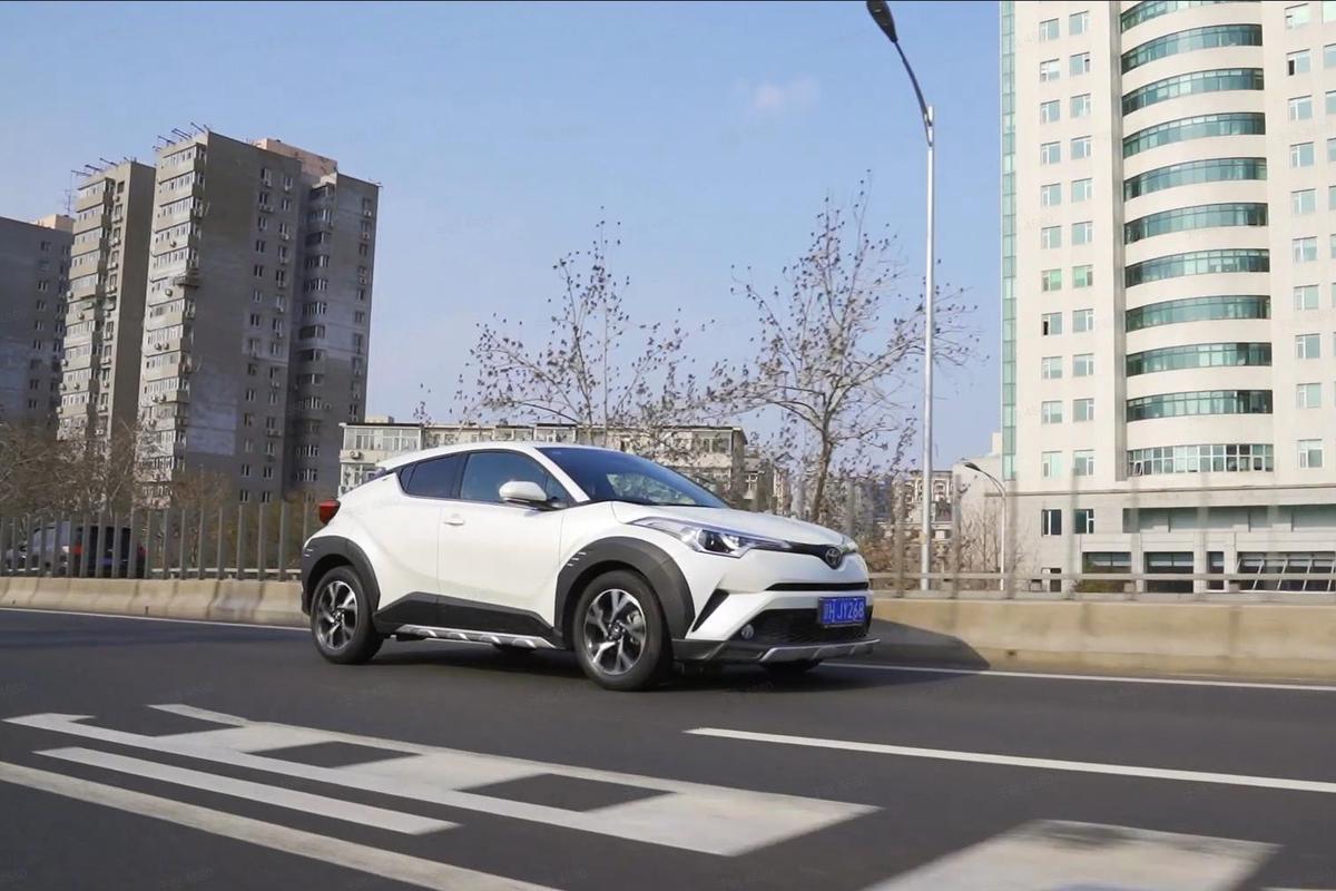丰田c-hr领先配置,丰田C-HR测评视频