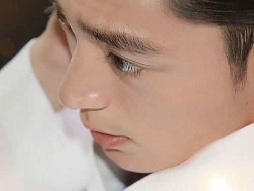 睫毛增长液用了半年睫毛彻底改善,涂睫毛增长液效果怎么样