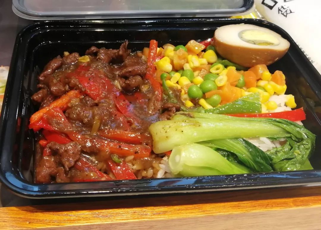 小餐饮行业交流会,小派古早卤肉饭加盟