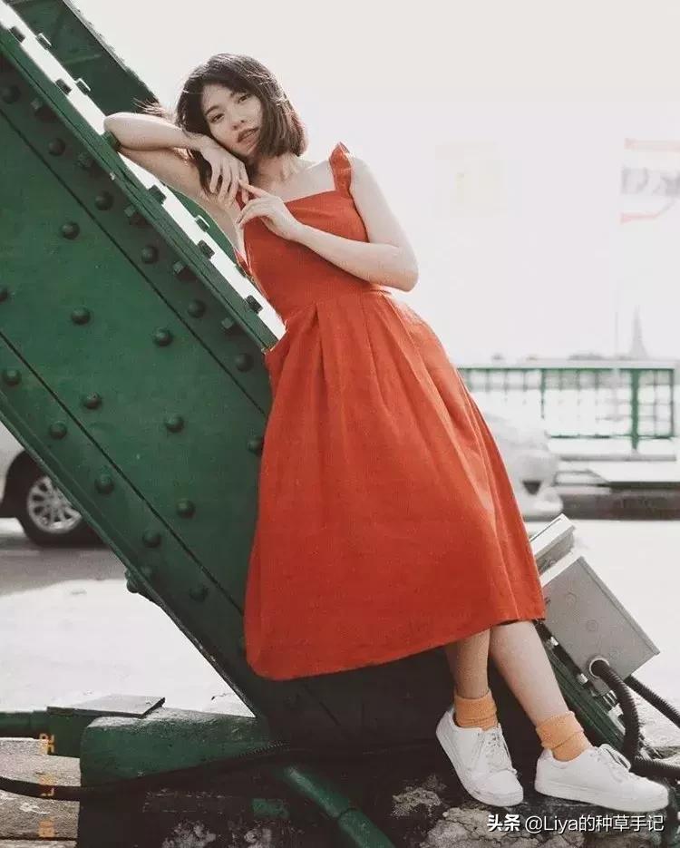 今年爆火的脏橘色,2019超in脏橘色千万别穿会上瘾