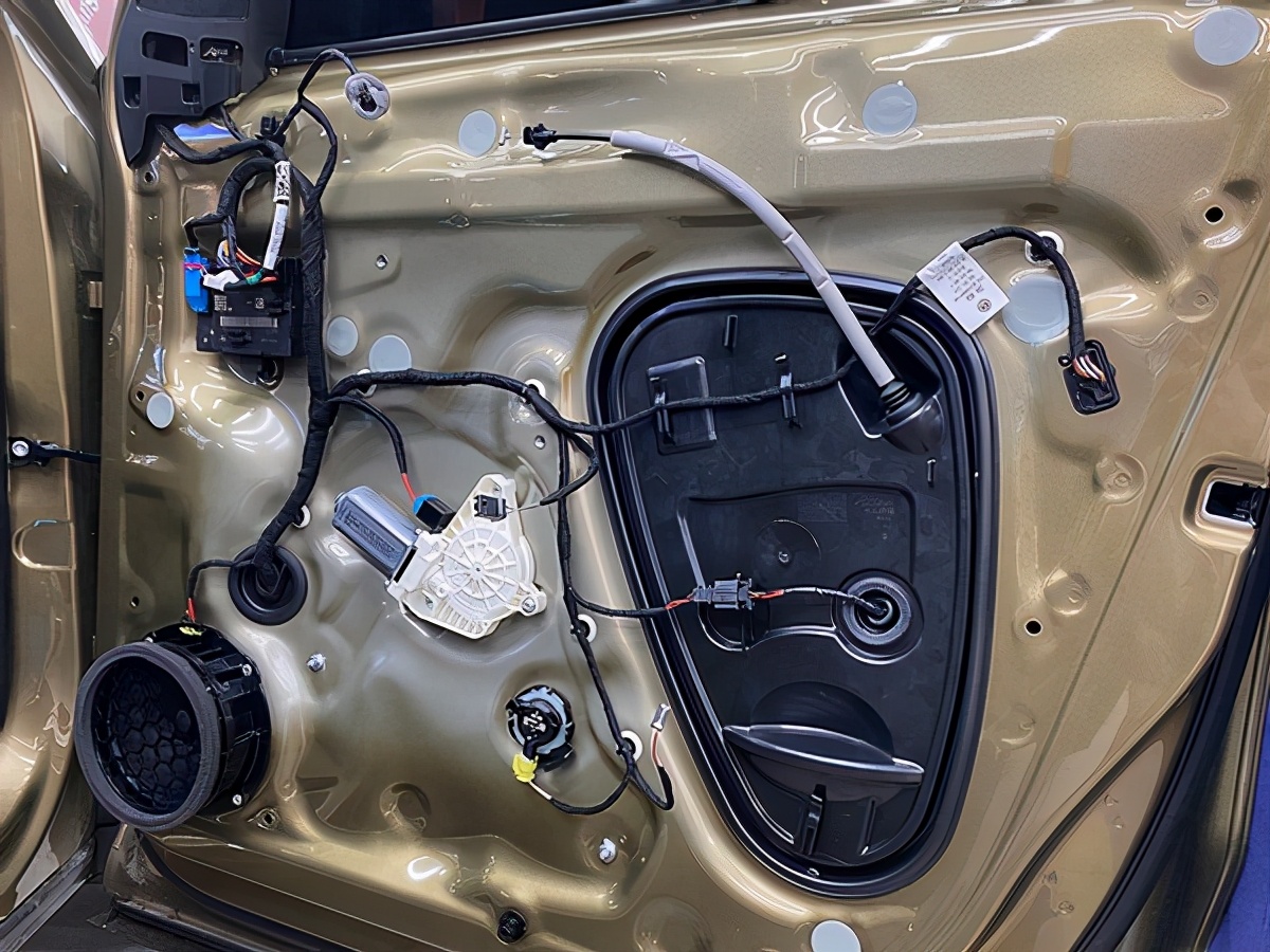 汽车音响南京改装,济南柯迪亚克音响改装